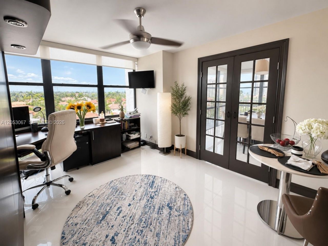 1000 Parkview Dr , Unit 710, Hallandale Beach, FL 33009 Photo