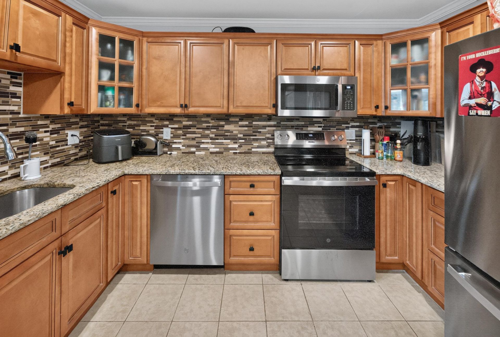 35 PALM LANE , LEVITTOWN, PA 19054
