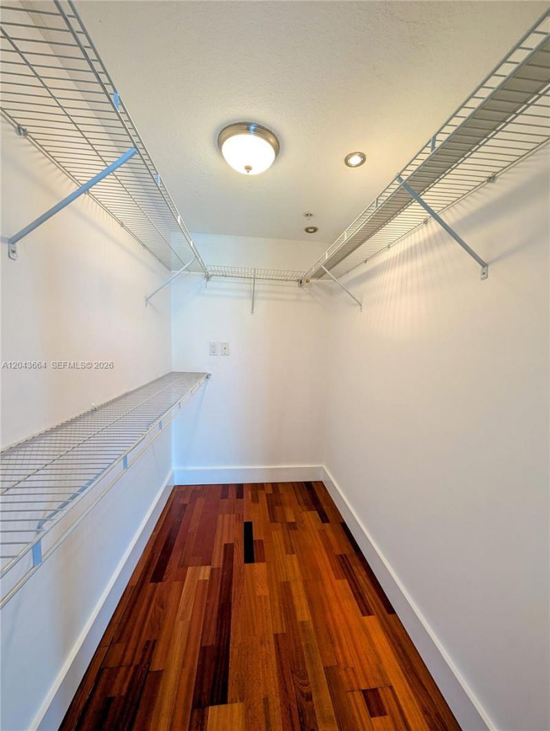 60 NW 37th Ave , Unit 605, Miami, FL 33125 Photo