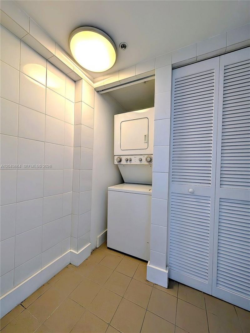 60 NW 37th Ave , Unit 605, Miami, FL 33125 Photo