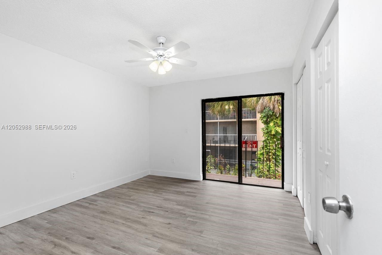 6854 NW 173rd Dr , Unit 209, Hialeah, FL 33015 Photo