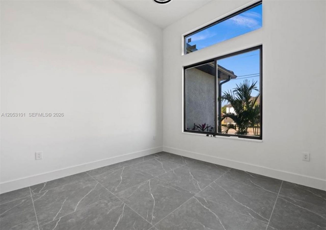 109 SW 37th Pl, Cape Coral, FL 33991 Photo
