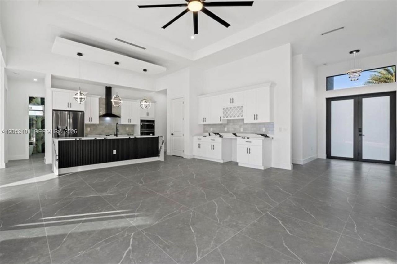 109 SW 37th Pl, Cape Coral, FL 33991 Photo