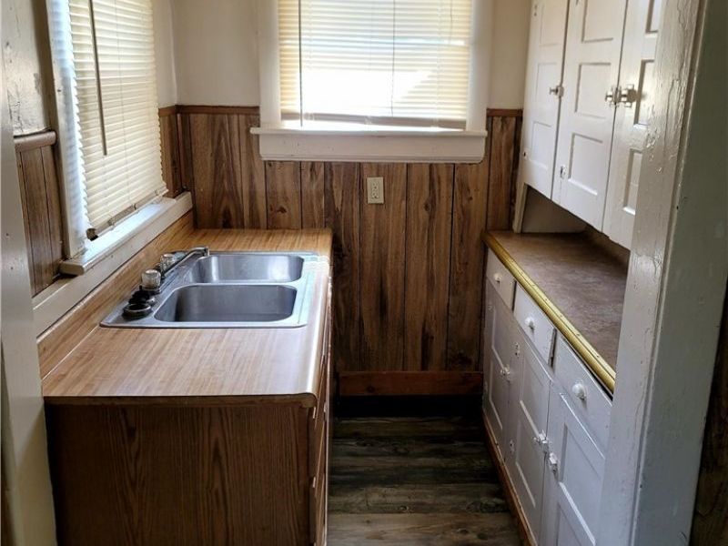 543 Kling Street, Akron, OH 44311 Photo 8