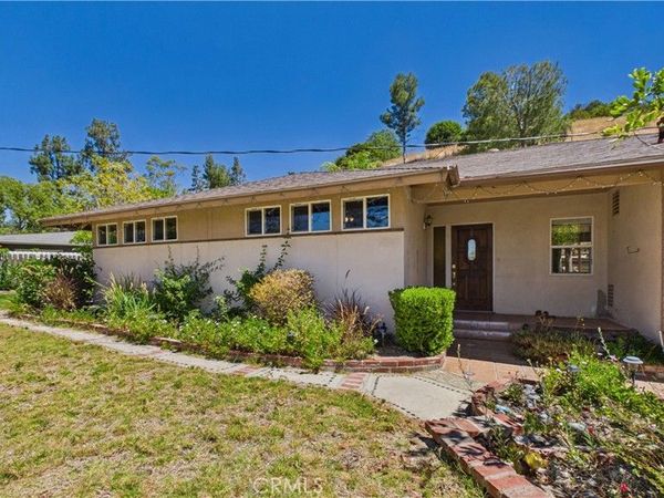 11246 Denivelle Place, Tujunga, CA 91042