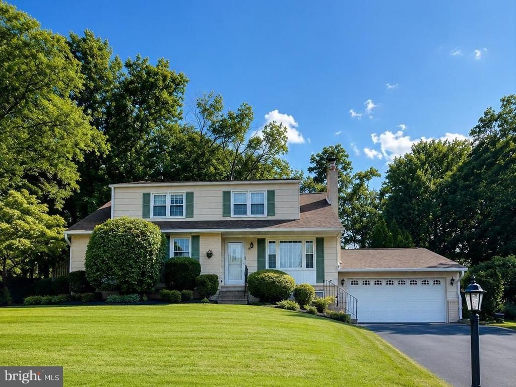 2530 BALL ROAD, WILLOW GROVE, PA 19090
