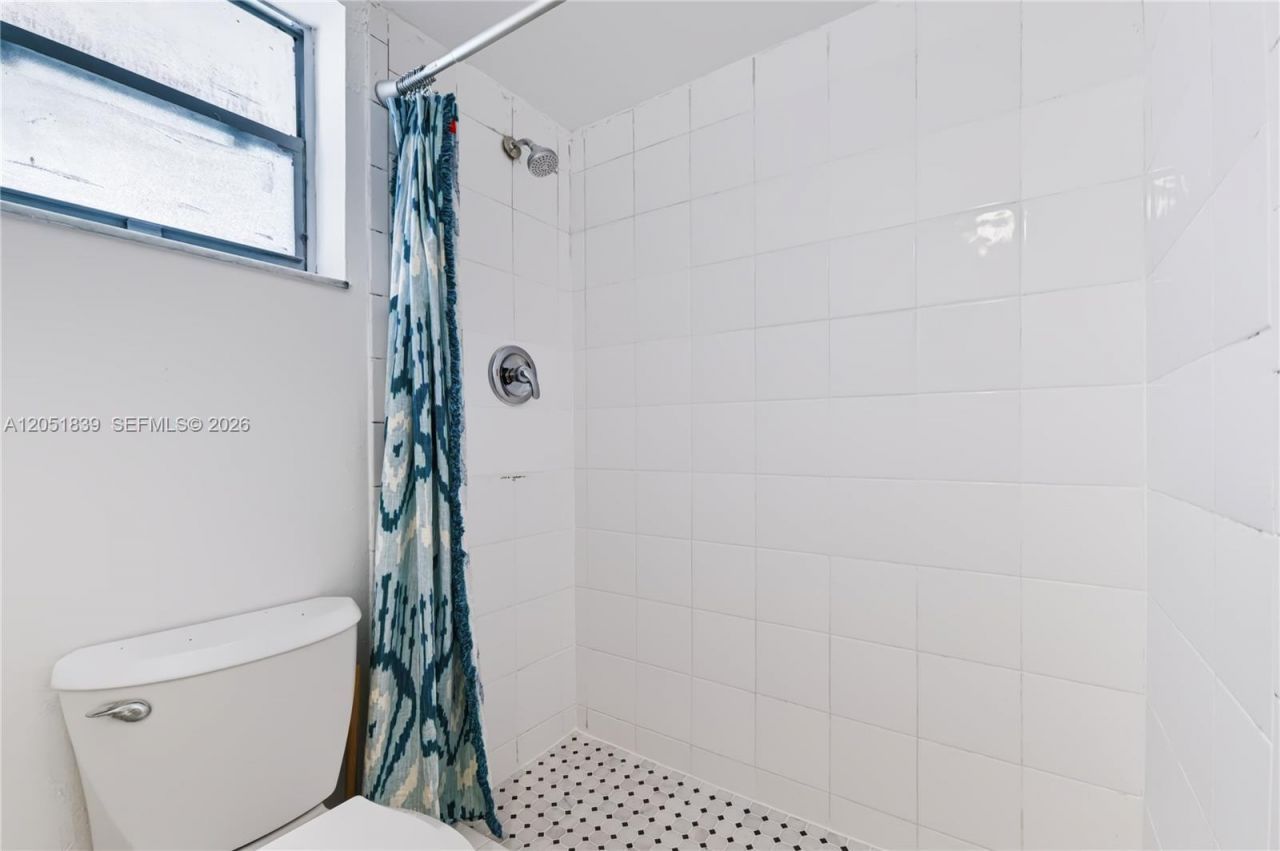 Please Call For Address, Unit D108, Plantation, FL 33324 Photo