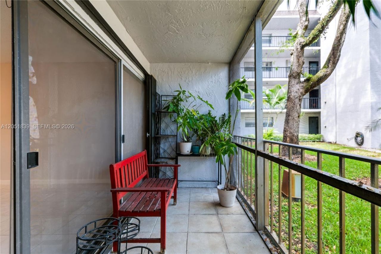 Please Call For Address, Unit D108, Plantation, FL 33324 Photo
