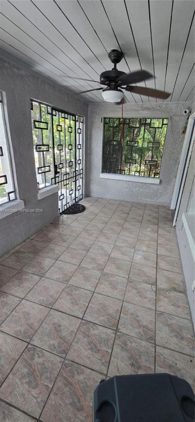 455 NE 131st St, Unit 1, North Miami, FL 33161 Photo