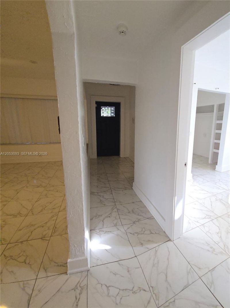 455 NE 131st St, Unit 1, North Miami, FL 33161 Photo