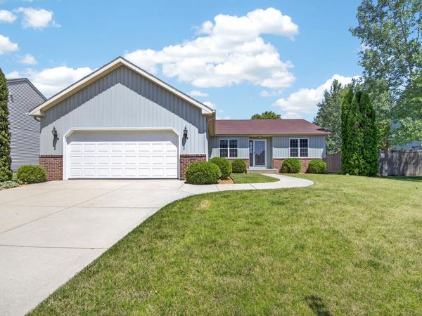 9300 63rd St, Kenosha, WI 53142