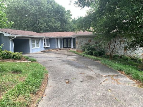 402 Emily Drive SW, Lilburn, GA 30047