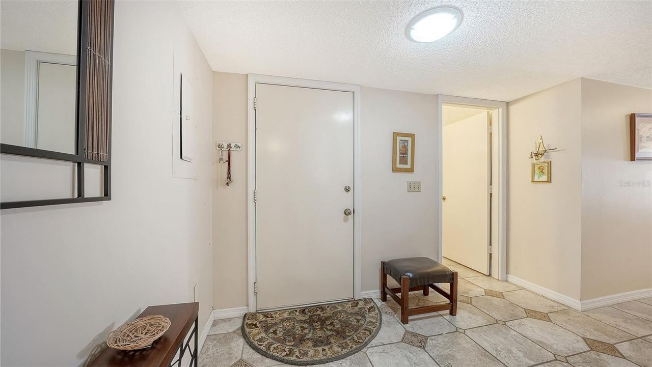 301 Timberlake Drive, Bradenton, FL 34210 Photo