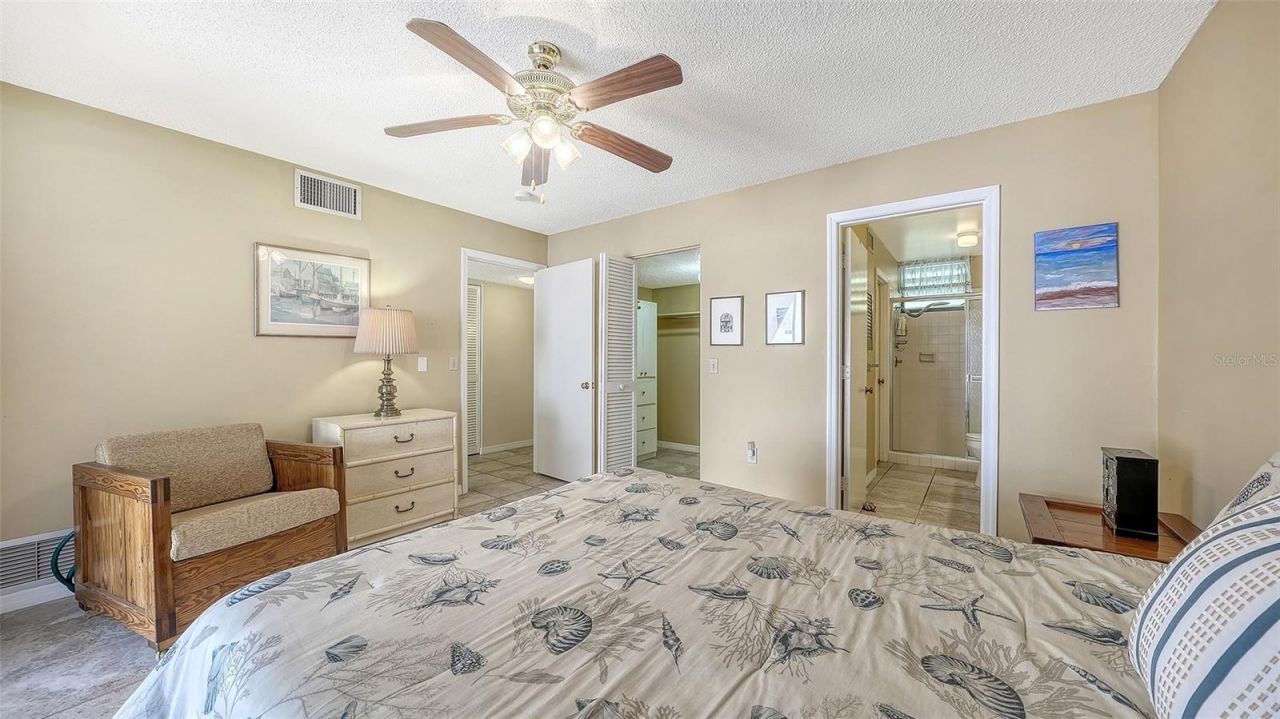 301 Timberlake Drive, Bradenton, FL 34210 Photo