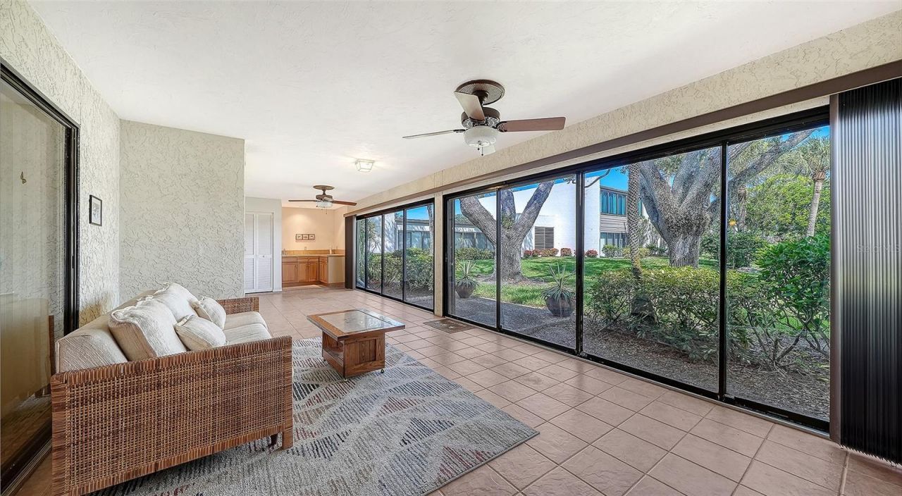 301 Timberlake Drive, Bradenton, FL 34210 Photo