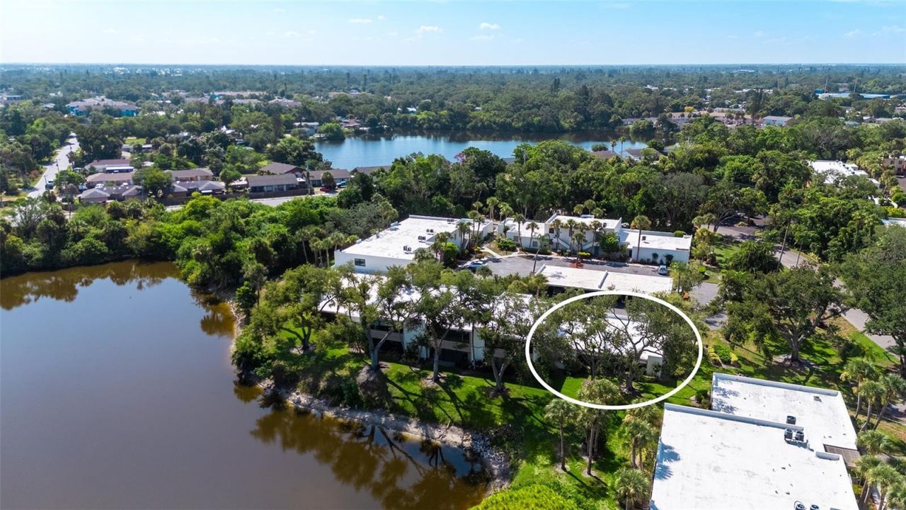 301 Timberlake Drive, Bradenton, FL 34210 Photo