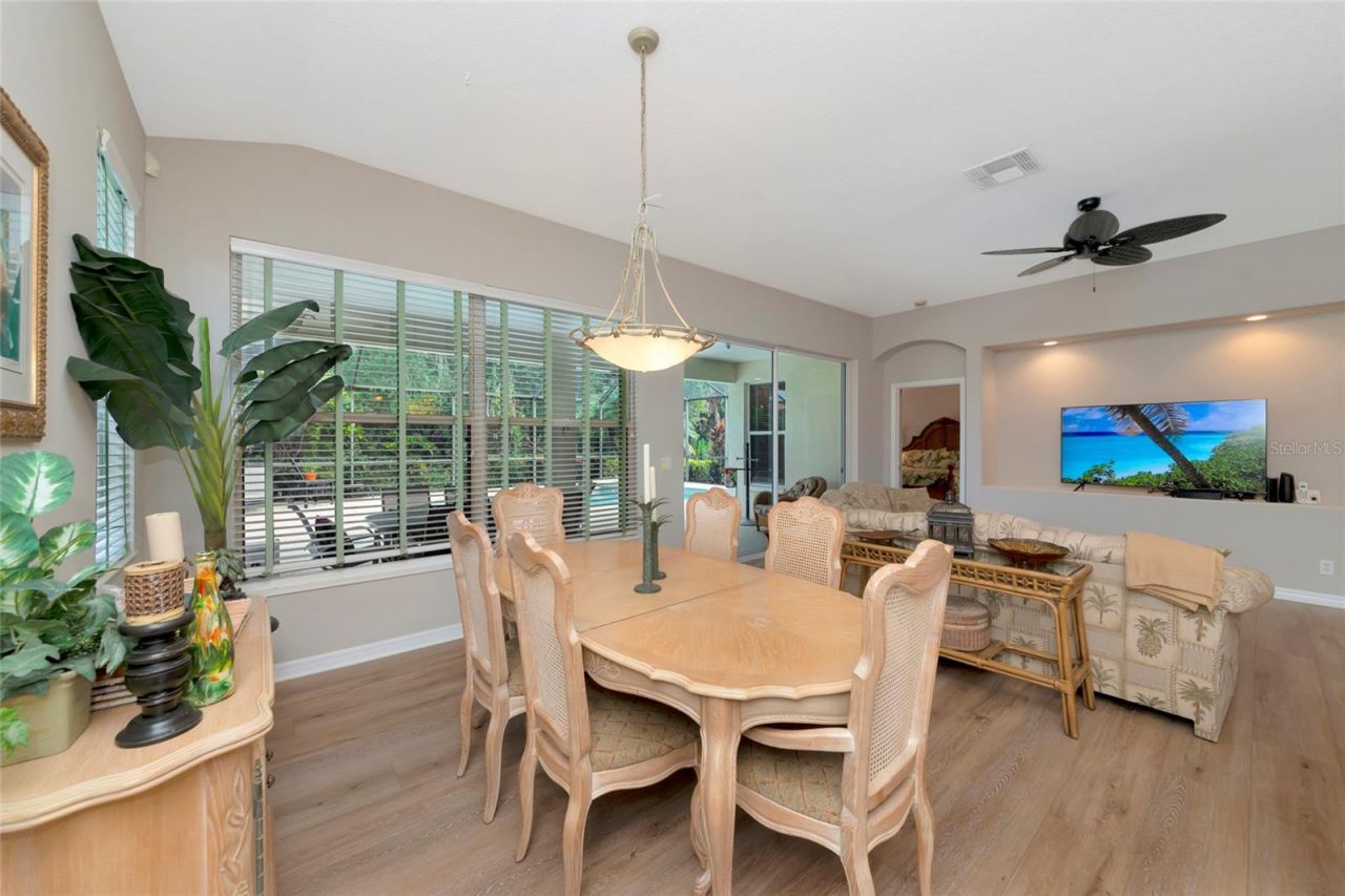 706 Misty Pond Court , Bradenton, FL 34212 Photo