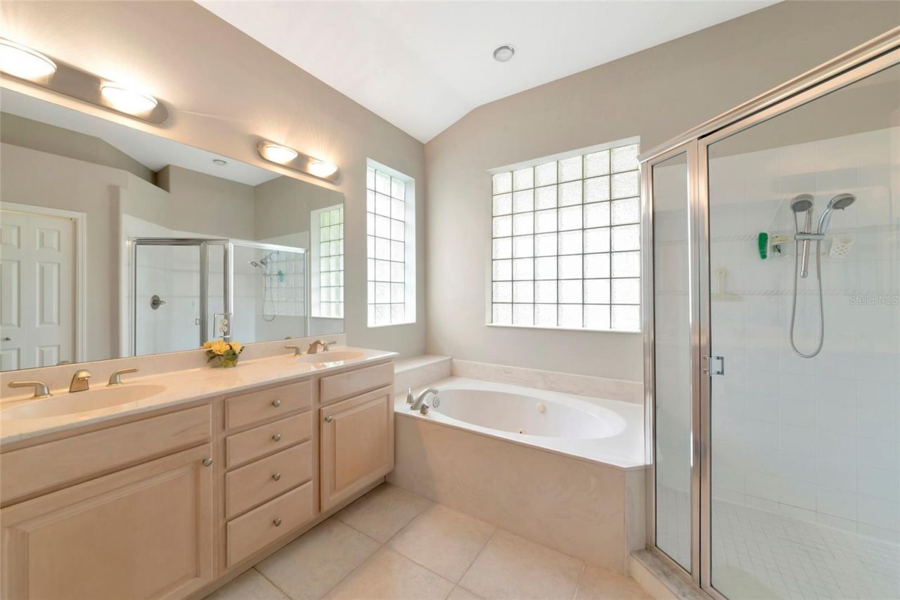 706 Misty Pond Court , Bradenton, FL 34212 Photo