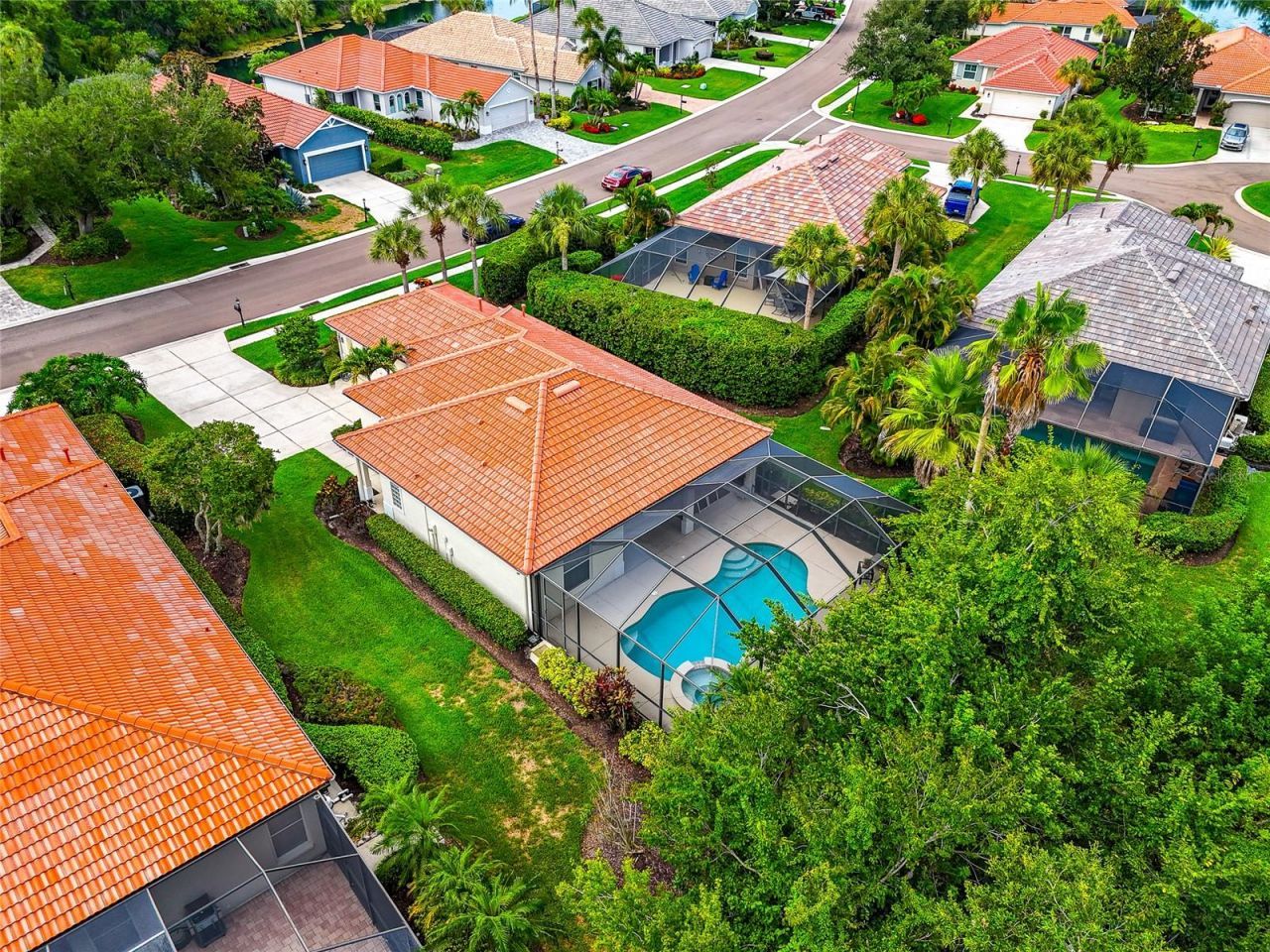 706 Misty Pond Court , Bradenton, FL 34212 Photo