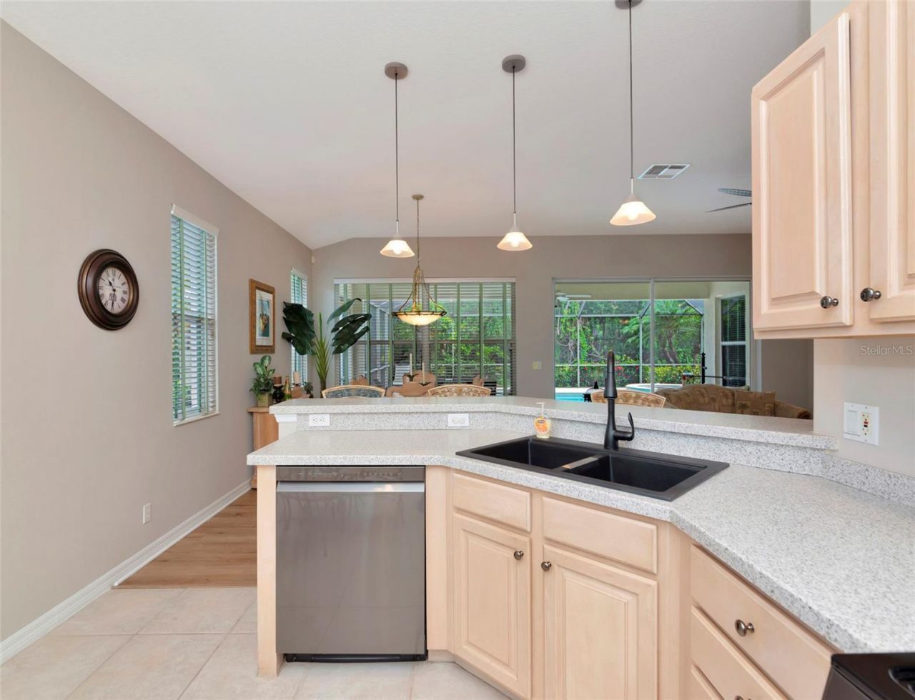 706 Misty Pond Court , Bradenton, FL 34212 Photo