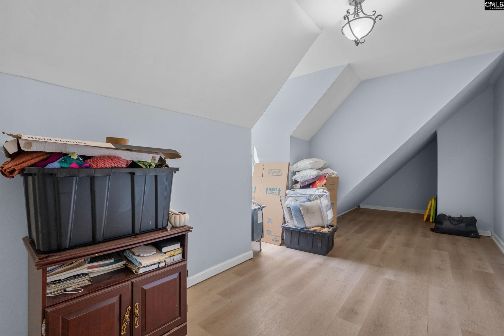 2621 Bendemeer Drive  Photo 28
