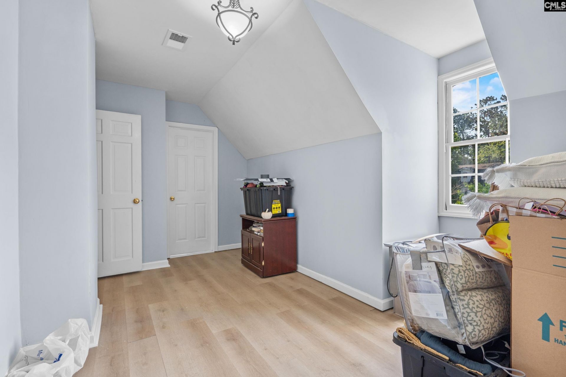 2621 Bendemeer Drive  Photo 29