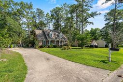 2621 Bendemeer Drive  photo 4