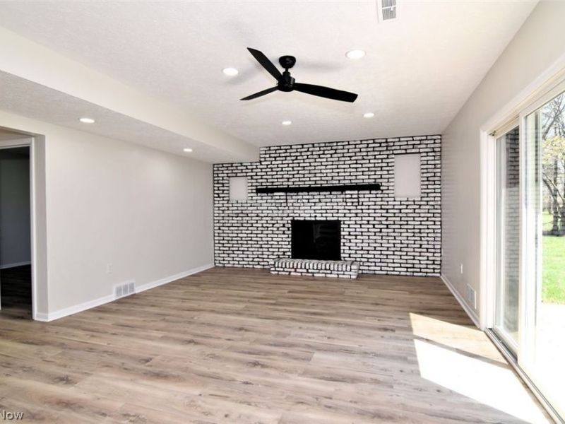 6088 Williamsburg Drive, Highland Heights, OH 44143 Photo 13