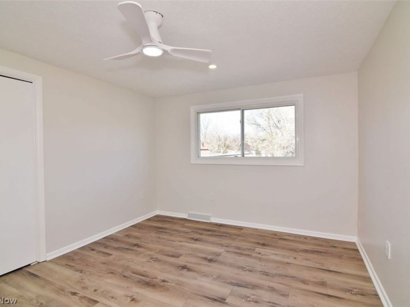 6088 Williamsburg Drive, Highland Heights, OH 44143 Photo 16