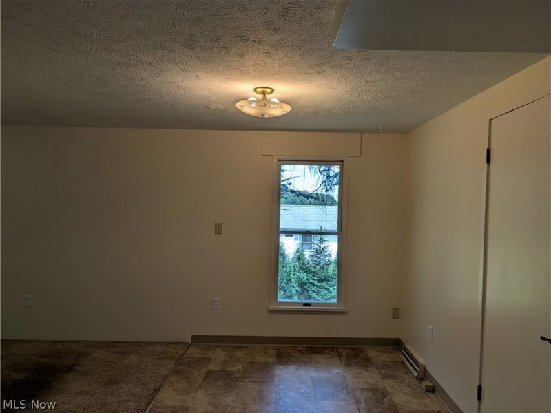 13992 E Center Street, Burton, OH 44021 Photo 7