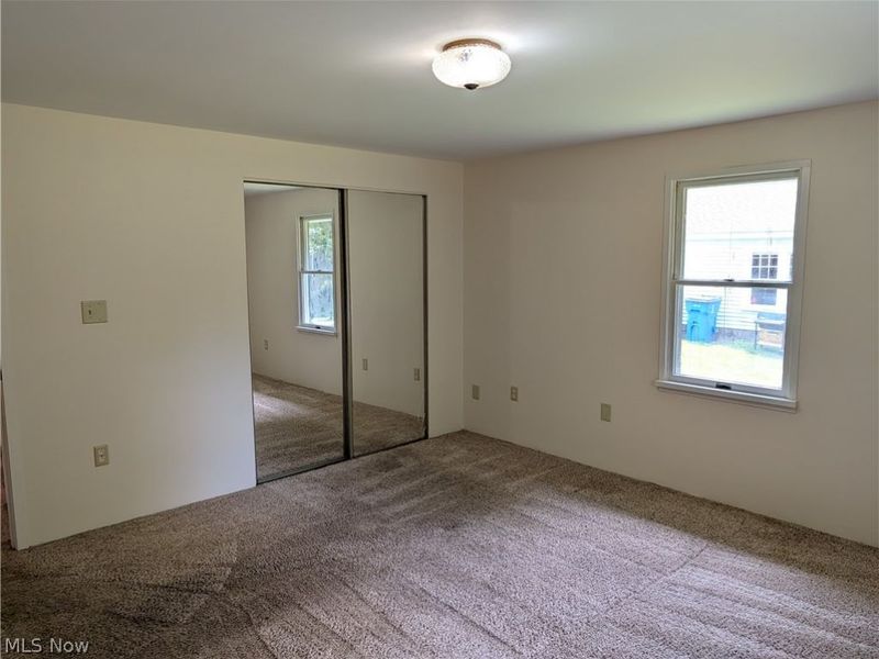 13992 E Center Street, Burton, OH 44021 Photo 8