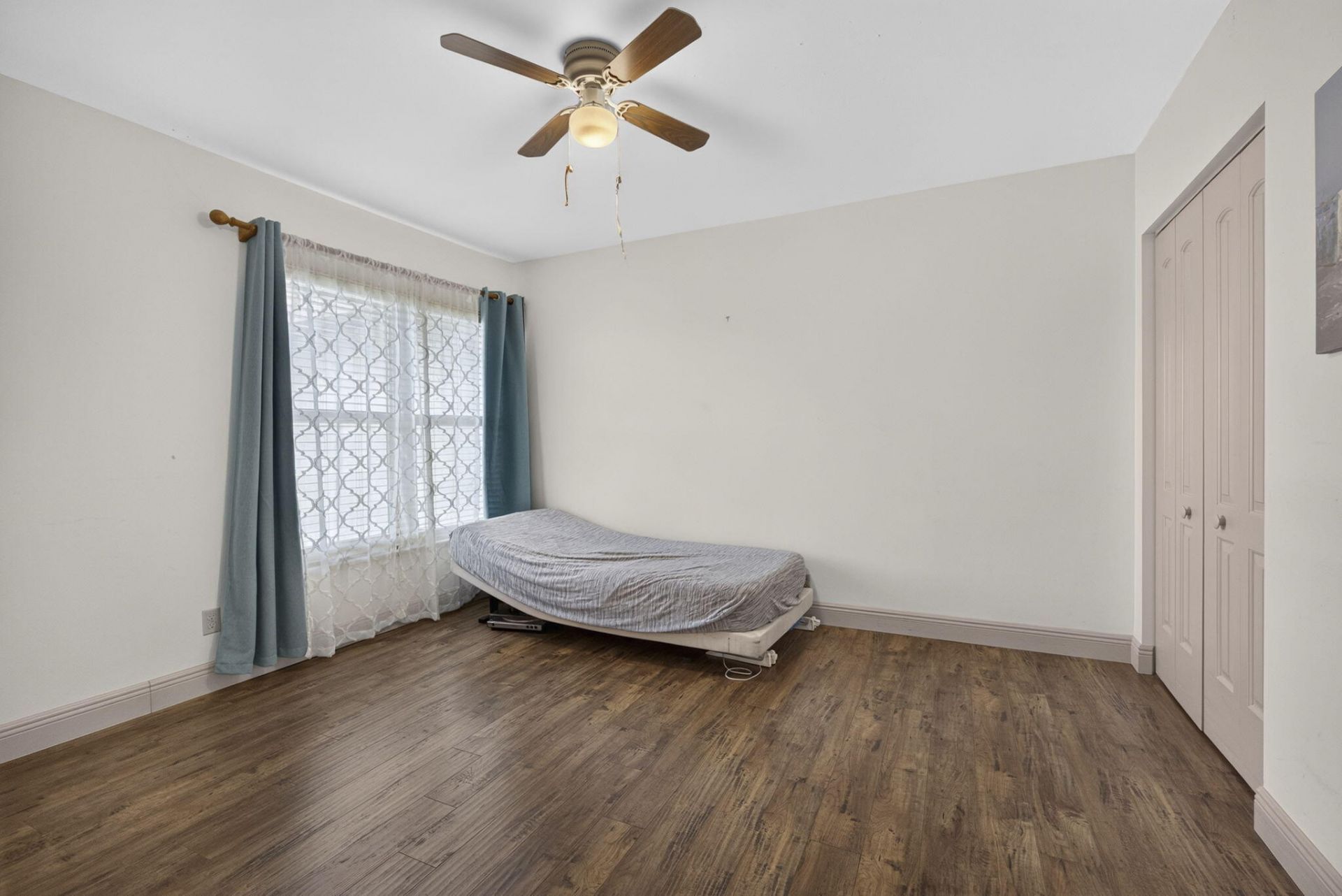 12022 W Greenway Drive, Unit 201, Royal Palm Beach, FL 33411 Photo