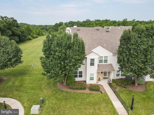 911 EATON COURT, QUAKERTOWN, PA 18951