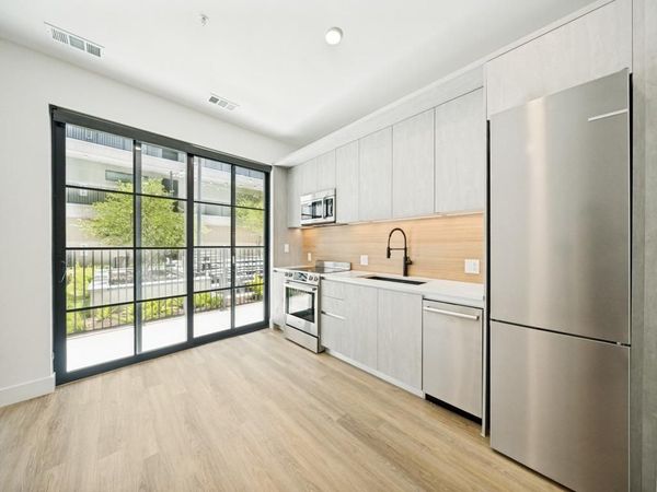 4315 S Congress Ave, Unit 220, Austin, TX 78745