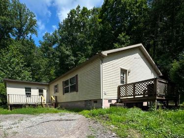 137 Turkey Run Road, Salem, WV 26426