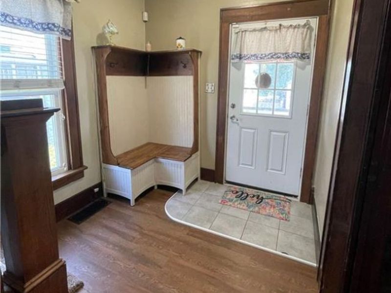 143 Irvington Avenue, Bradford, OH 45308 Photo 9