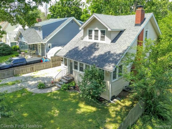 4258 Seeden Street, Waterford Township, Mi 48329