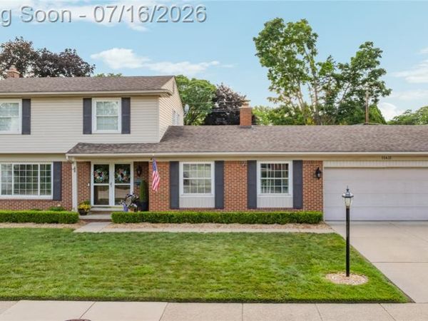 15431 Huff Street , Livonia, MI 48154