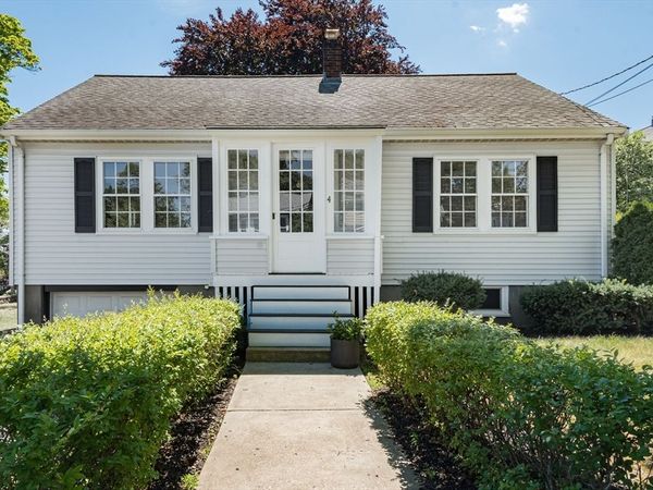 4 Inverness Rd, Arlington, MA 02476