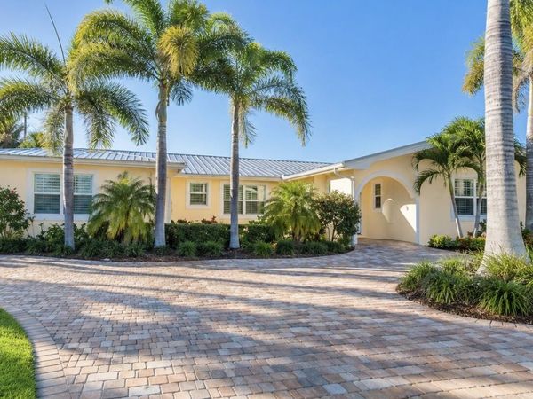 1023 NW SPRUCE RIDGE Drive, Stuart, FL 34994
