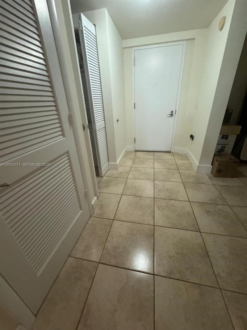 2681 N Flamingo Rd , Unit 2302S, Sunrise, FL 33323 Photo