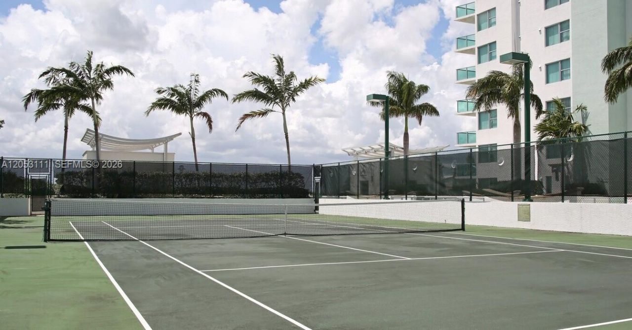 2681 N Flamingo Rd , Unit 2302S, Sunrise, FL 33323 Photo