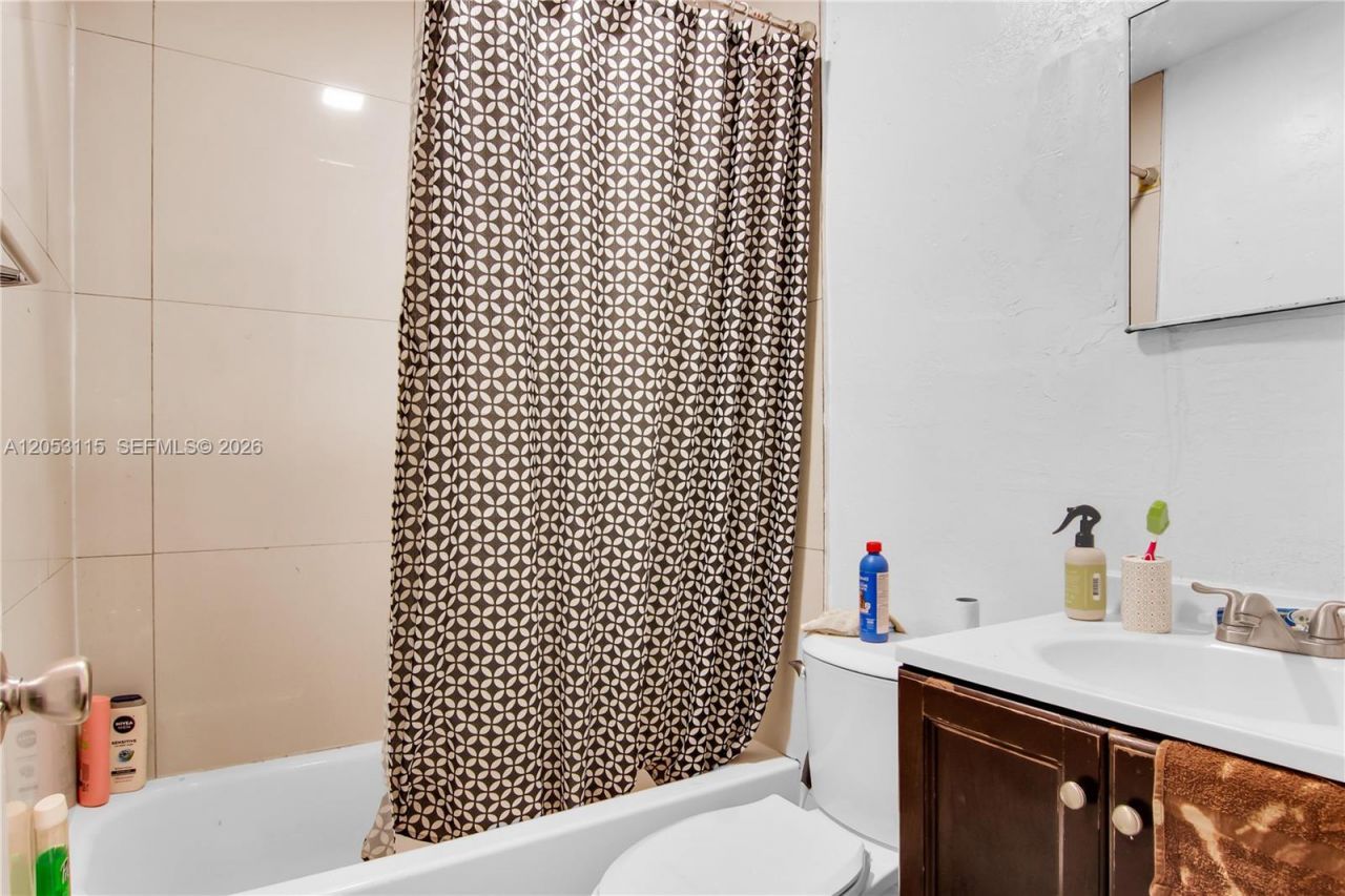 5311 NW 16th St, Lauderhill, FL 33313 Photo