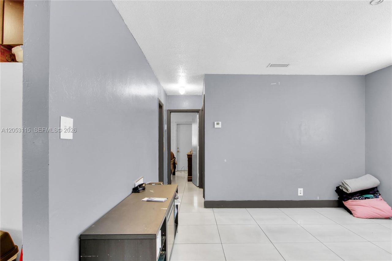 5311 NW 16th St, Lauderhill, FL 33313 Photo