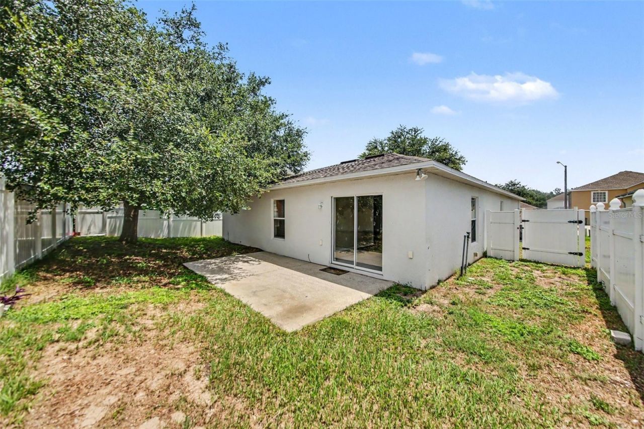 2122 Aitkin Loop , Leesburg, FL 34748 Photo