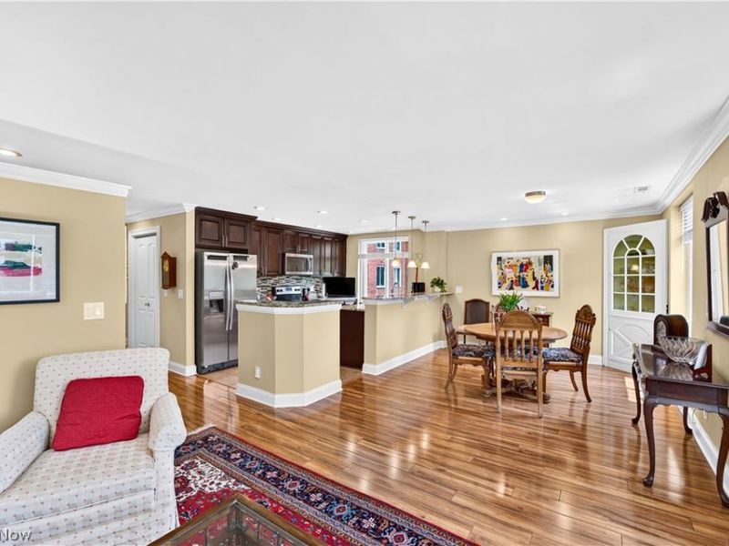 19425 Van Aken Boulevard, Unit 302, Shaker Heights, OH 44122 Photo 10