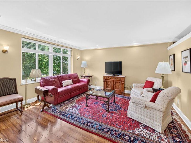 19425 Van Aken Boulevard, Unit 302, Shaker Heights, OH 44122 Photo 11