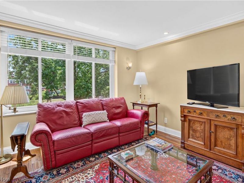 19425 Van Aken Boulevard, Unit 302, Shaker Heights, OH 44122 Photo 12