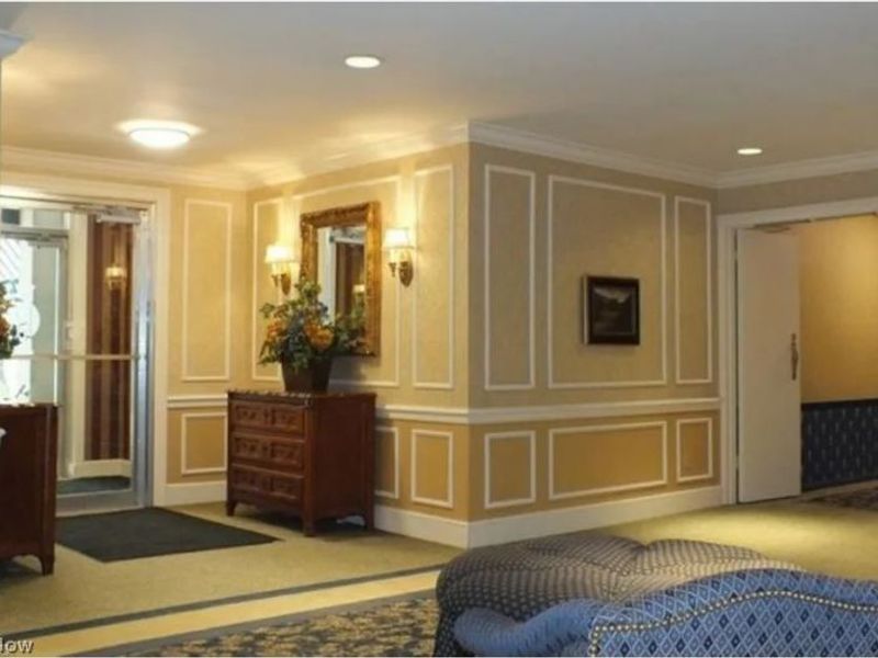 19425 Van Aken Boulevard, Unit 302, Shaker Heights, OH 44122 Photo 32