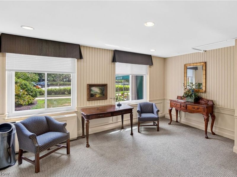 19425 Van Aken Boulevard, Unit 302, Shaker Heights, OH 44122 Photo 35